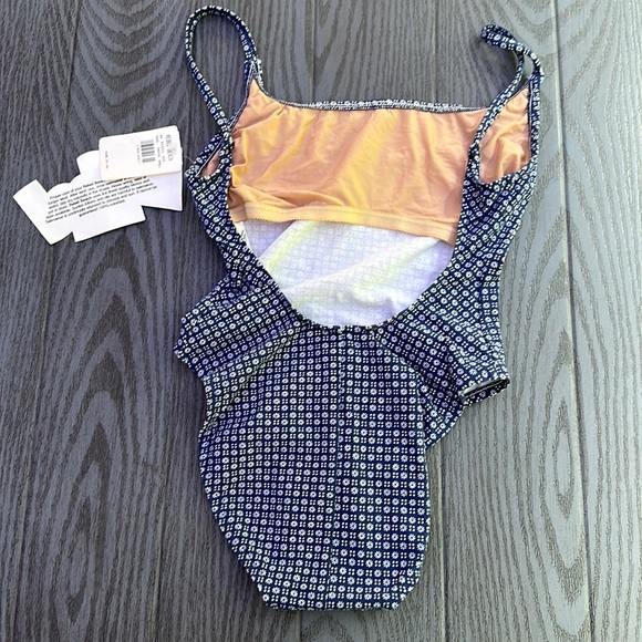 Vintage swim- New 🌴🌴🌴🌴 - Picture 3 of 4